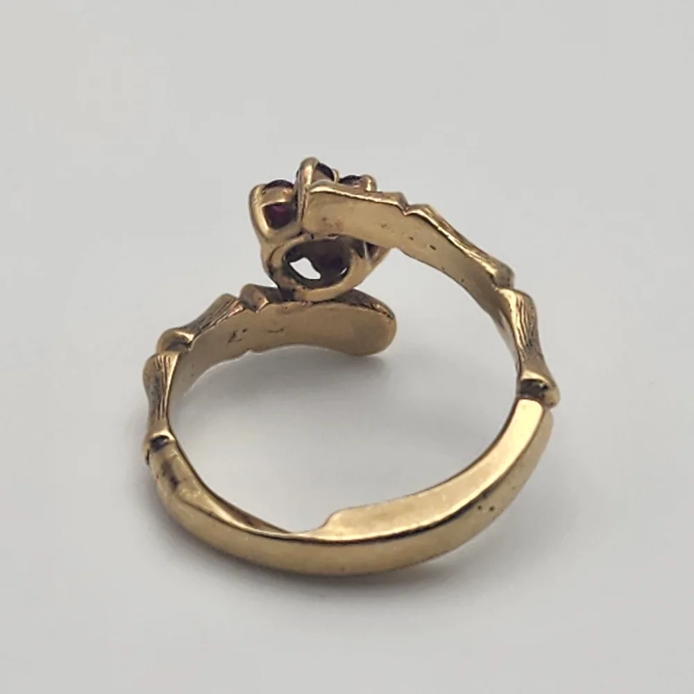 Vintage 14K Gold Bamboo-Style Ruby & Diamond Flower Bypass Ring (7.75) - Picture 8 of 10